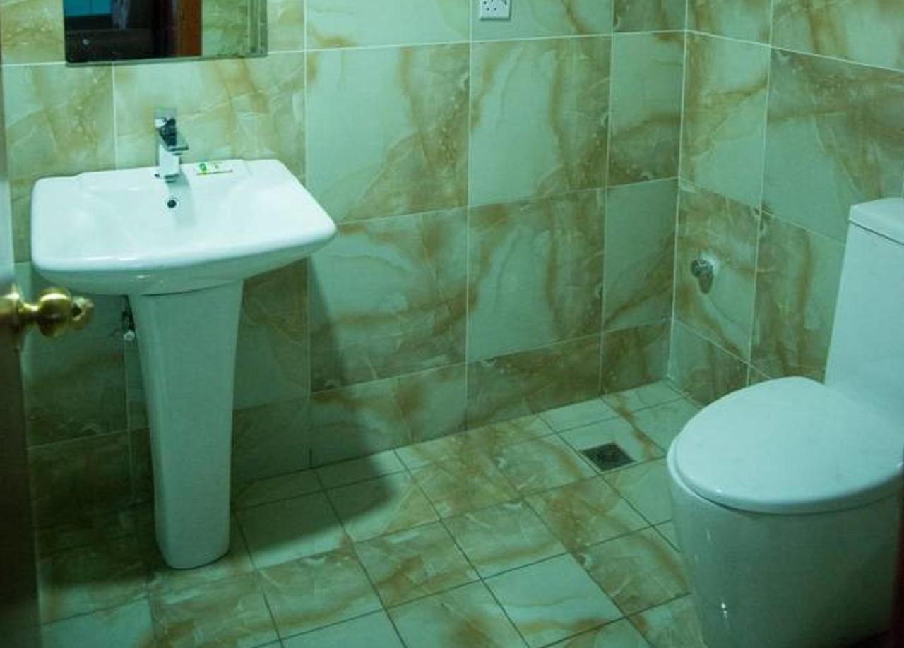 Dannic Hotels Enugu Exterior foto